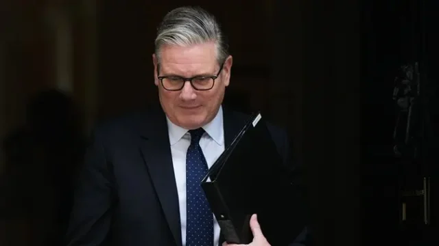 Keir-Starmer-Mundur-Tekanan-Politik-Tak-Terbendung