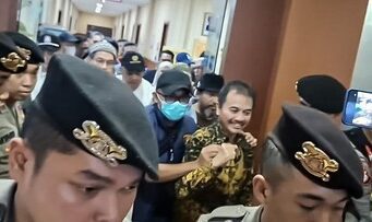 Kejari Terima 714 Barang Bukti Kasus Ijazah Jokowi
