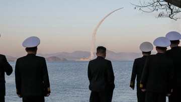Kim Jong Un Percepat Arus Produksi Senjata Nuklir Korut