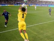 Kiper 40 Tahun Vozinha Catat Sejarah di Piala Dunia 2026