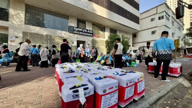 Kloter-Terakhir-Jemaah-Haji-Gelombang-I-Tiba-di-Tanah-Air