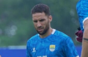 Luciano Guaycochea Bidik Rekor Gol Baru bersama Persib