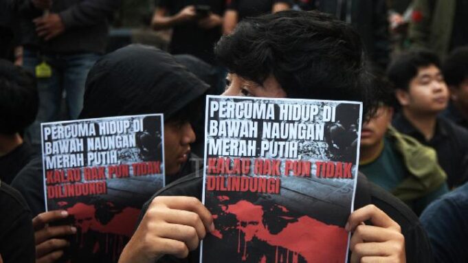 Mahasiswa Gelar Aksi Tuntut Pemerintah Bereskan Ekonomi