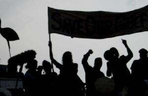 Mahasiswa Trisakti Demo di DPR Tuntut Reformasi Sipil-Militer