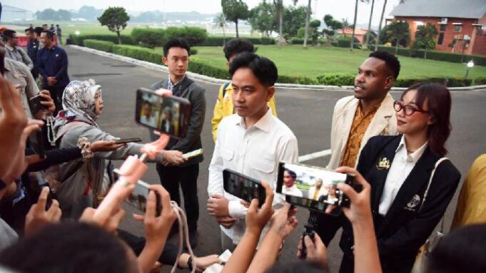 Mahasiswa Unsoed Ikut Kunker Wapres Gibran