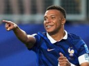 Mbappe Minta Wasit Serahkan Ban Kapten ke Tchouameni