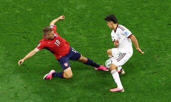 Meksiko Sempurna, Ceko Gagal Lolos