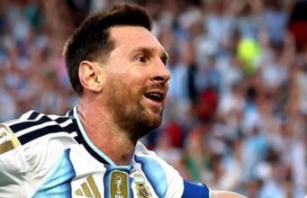 Messi Pecah Rekor, Schmeichel Protes Golnya