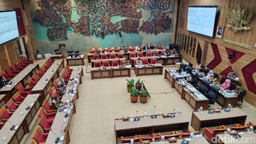 Modus-Kecurangan-SPMB-Makin-Canggih-DPR-Gelar-Rapat-Darurat