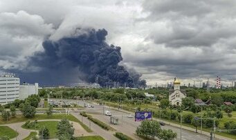 Moskow Terbakar, Drone Ukraina Serang Kilang Minyak
