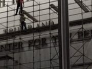 Nama Trump Dihapus dari Kennedy Center