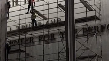 Nama-Trump-Dihapus-dari-Kennedy-Center