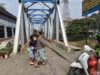 Ojol Nyelonok di Jembatan Rel, KAI: Bisa Maut