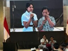 Orang Tua Menangis Haru Terima Kasih ke Prabowo