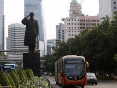 Patung Sudirman Tetap di Tempatnya