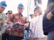 Pekanbaru Tertibkan Kabel Fiber Optik yang Mengancam Jiwa