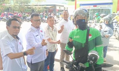 Perindo-Sultra-Bagikan-500-Kupon-BBM-untuk-Ojol-dan-Warga-Kendari