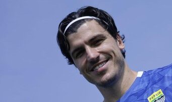 Persib Lepas Sergio Castel, Lini Depan Kembali Diperbaiki