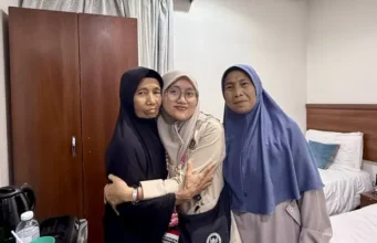 Petugas Haji Jaga Semangat Ibadah Jemaah Rentan