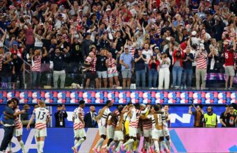 Piala Dunia 2026: Ketika Sepak Bola Bertemu Politik