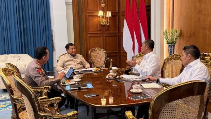 Prabowo Terima Kapolri, Bahas Stabilitas Keamanan dan Persiapan Hari Bhayangkara