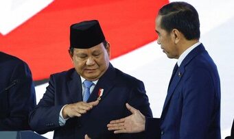 Prabowo Ucapkan Selamat Ulang Tahun untuk Jokowi