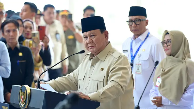 Presiden Prabowo Jawab Kritikan Kunjungan Luar Negeri dengan Sindiran ke Jokowi