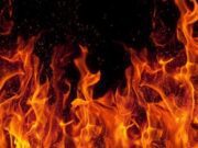 Pria Bakar Rumah Orang Tua Usai Diminta Uang
