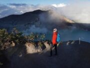 Raline Shah Terpukau oleh Keindahan Sunrise Kawah Ijen