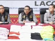 Ratusan Produk Palsu Lacoste Dimusnahkan Senilai Rp940 Juta