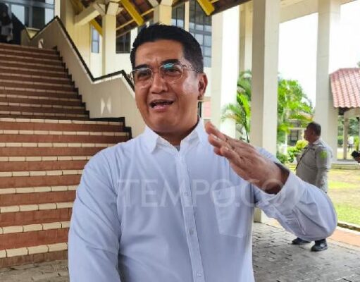 Rektor UI Bantah Tugaskan Daffa Ikut Kunker Gibran