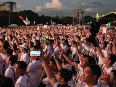 Ribuan Jemaat INC Filipina demonstrasi protes penangkapan senator sekutu Duterte