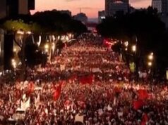 Ribuan Warga Albania Protes Resor Mewah Milik Menantu Trump