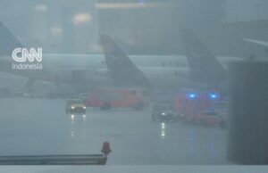 Roda Pendaratan Boeing 787 Ambruk di Frankfurt
