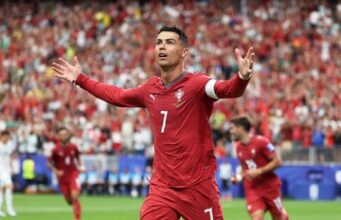 Ronaldo: 23 Tahun Dicibir, Jawab dengan Gol
