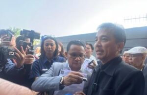 Roy Suryo Gugat Polda Metro, Sebut Penangkapan Seperti Aksi G30S PKI