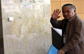 Roy Suryo dan Dokter Tifa Ditahan, Din Sebut Kezaliman