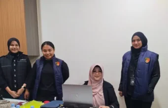 Roy Suryo dan Dr. Tifa Diserahkan ke Kejaksaan DKI