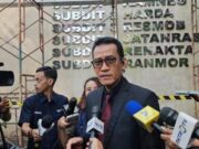 Roy Suryo dan Dr. Tifa Ditangkap, Refly Harun Keberatan