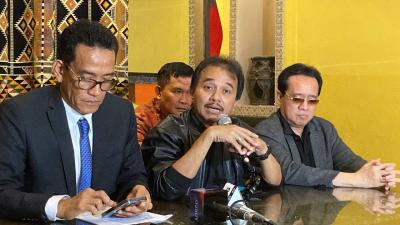 Roy Suryo dan Tifa Ditangkap, Kubu Jokowi Tegaskan Proses Hukum Sah