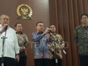 Rupiah Melemah, DPR dan Pemerintah Gelar Rapat Darurat