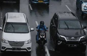 Sebagian Indonesia Diguyur Hujan, BMKG Imbau Waspada