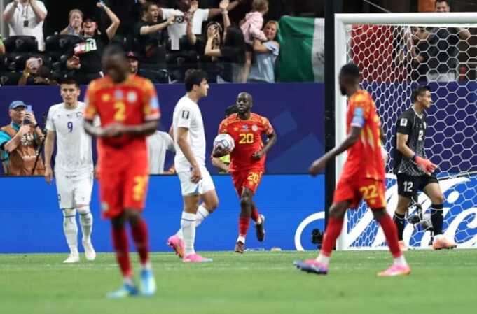 Sejarah di Atlanta: Kongo Lawan Uzbekistan, Lolos ke 32 Besar Tantang Inggris