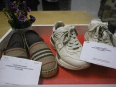 Sepatu Gucci dan Ikat Pinggang LV Eks Sekda Pekanbaru Dilelang KPK