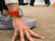 Smartwatch dan Tato: Ketika Seni Kulit Ganggu Teknologi