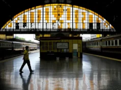 Stasiun Perang Dunia II Muncul dari Dasar Waduk