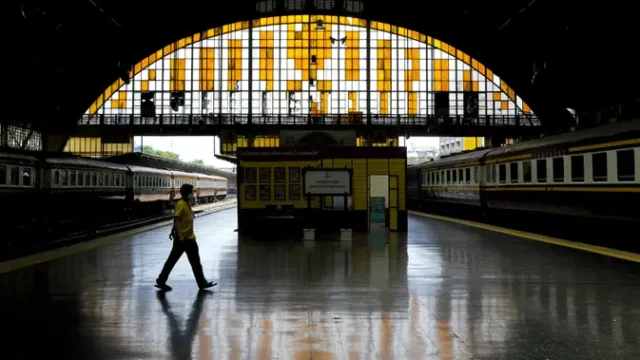 Stasiun-Perang-Dunia-II-Muncul-dari-Dasar-Waduk