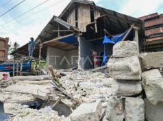 Sulteng Tetapkan Tanggap Darurat Usai Gempa 6,7 SR
