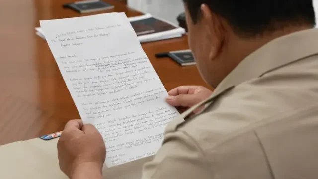 Surat-dari-Sorong-yang-Membuat-Presiden-Menangis
