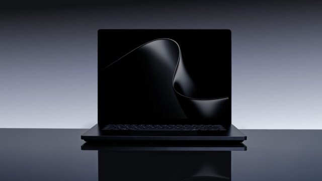 Surface Laptop Ultra, Mesin Kencang dengan Kecerdasan NVIDIA
